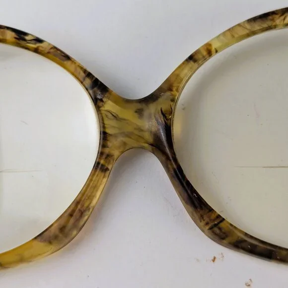 Vintage Women's Resin Swirl Oval Glasses - Picture 12 of 12